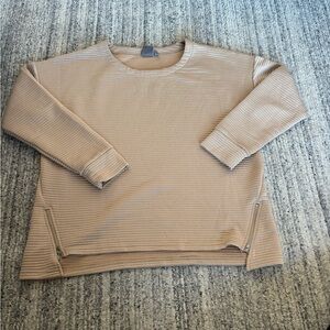 Daisy Fuentes Tan Ribbed Top